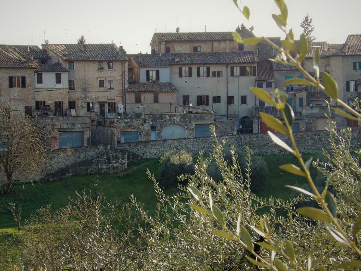 Cheap Apartment In The Old Village Colle di Val d'Elsa Exterior foto